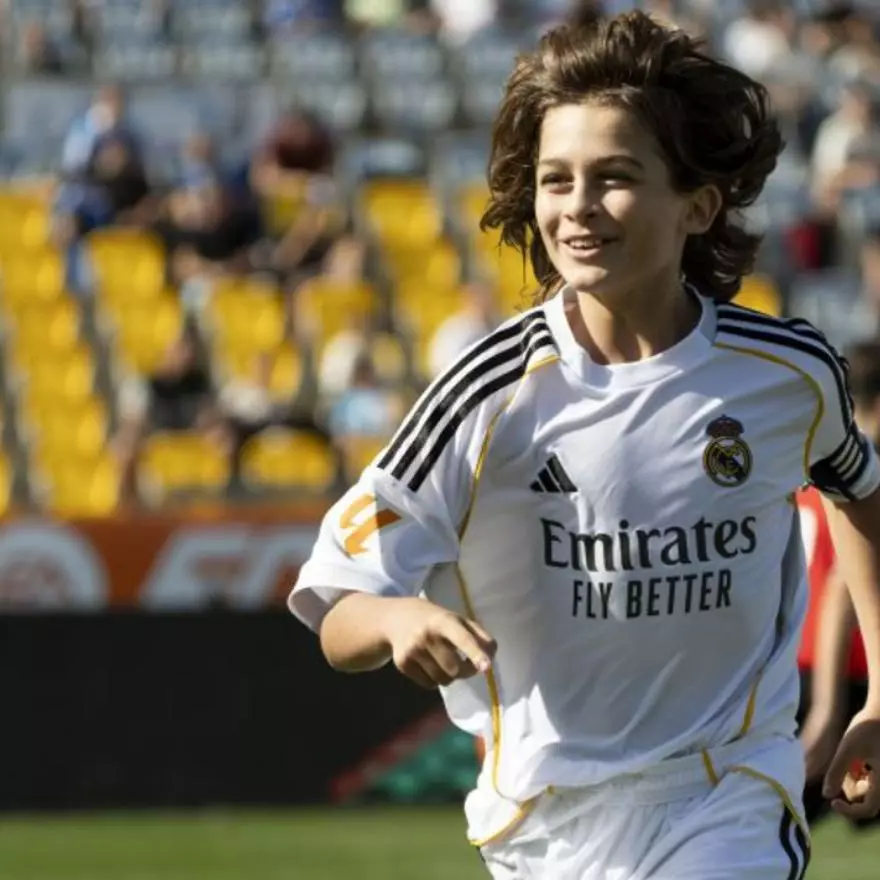 Hugo Fernández (Centrocampista, Real Madrid)