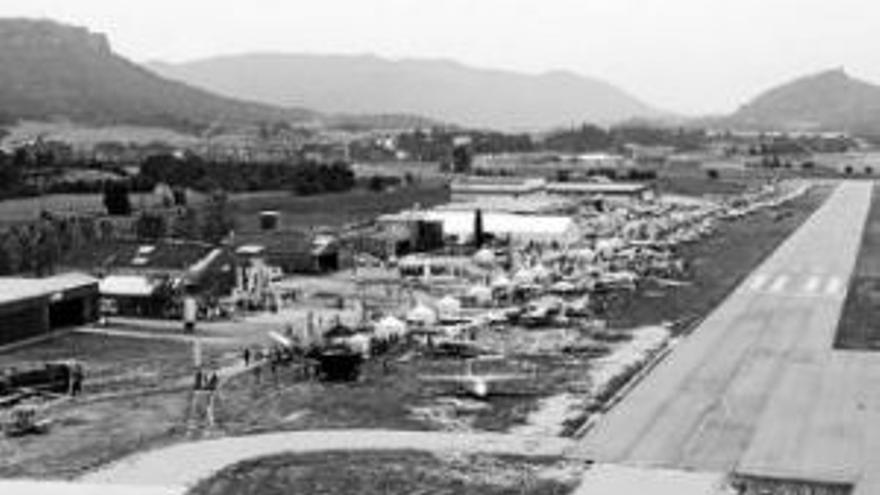 Aviación Civil y Carreteras autorizan un aeródromo a 16 kilómetros de Cáceres