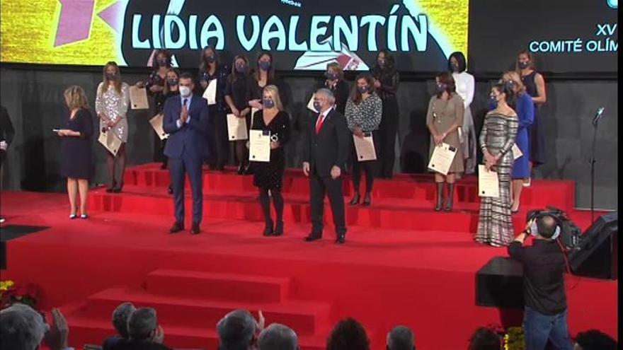 Pedro Sánchez acude a la Gala del COE que ha homenajeado a todas las mujeres medallistas