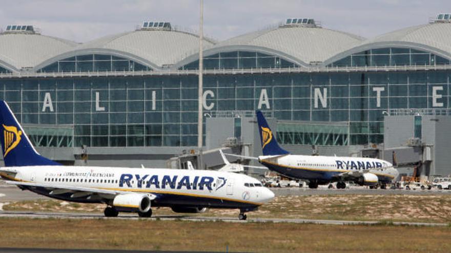 Ryanair lanza una oferta para volar a sus destinos desde Alicante a partir de 17 euros