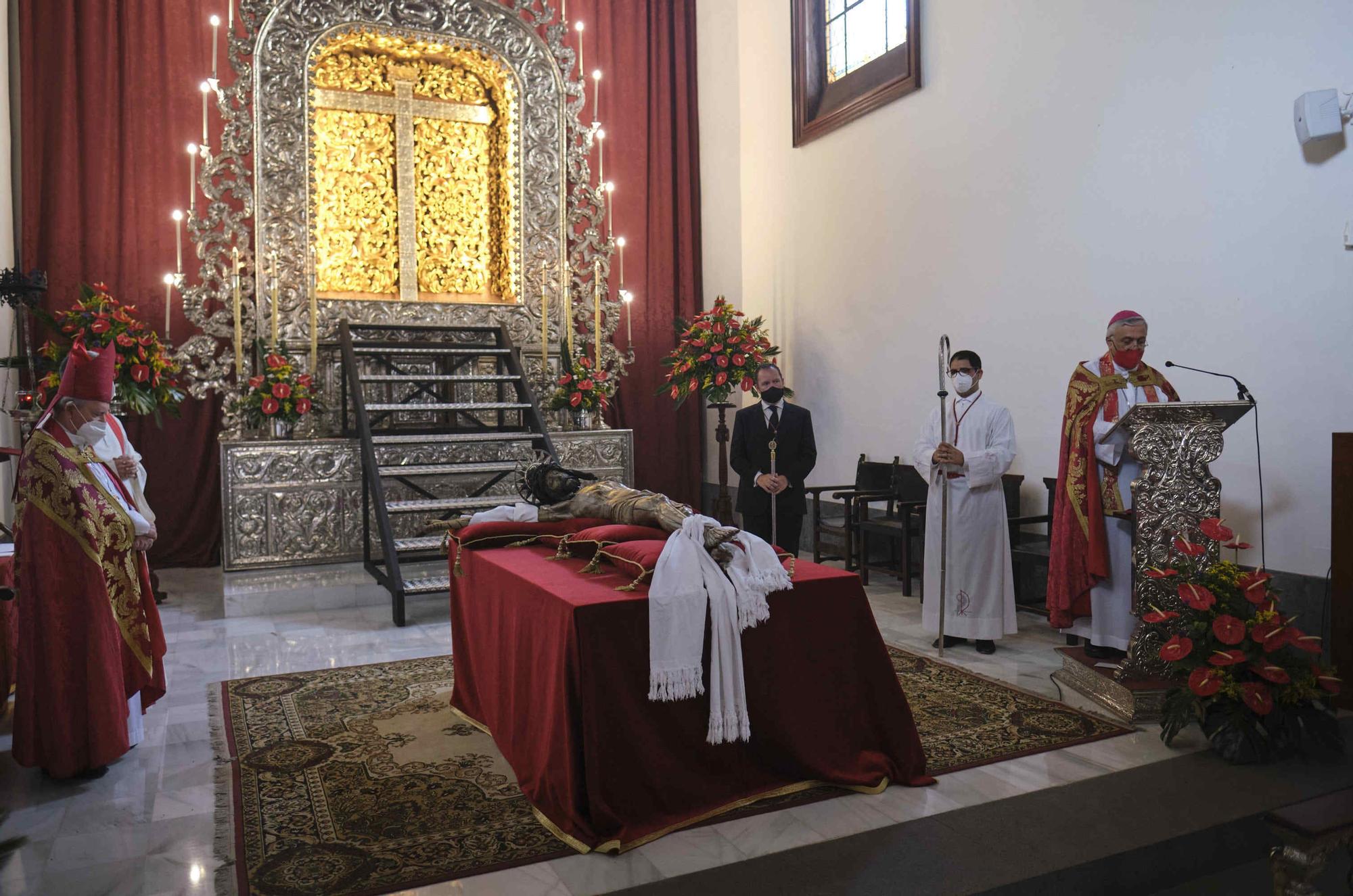 Descendimiento del Cristo de La Laguna