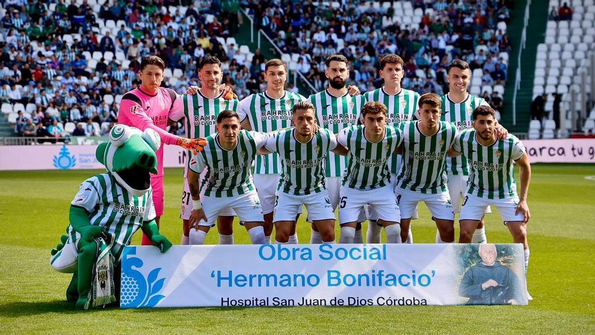 Once inicial del Córdoba CF en su choque ante la Real Sociedad B.