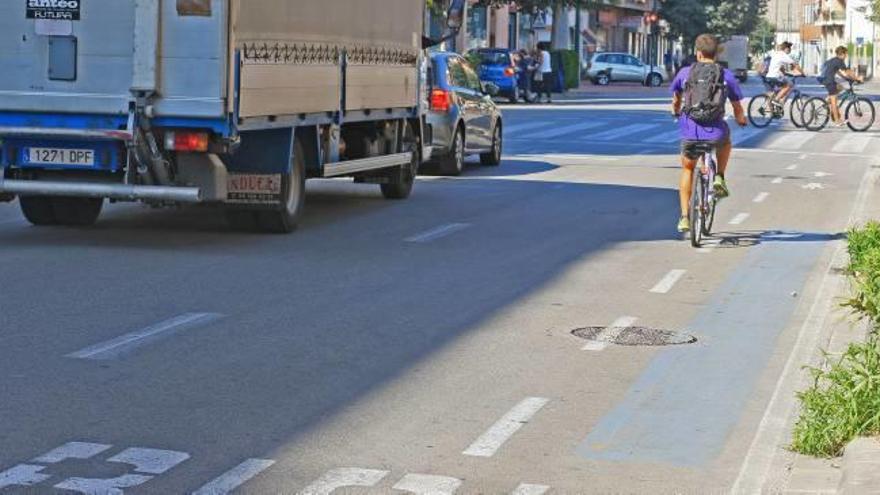 Gandia imita a València y construirá carriles bici segregados en grandes vías