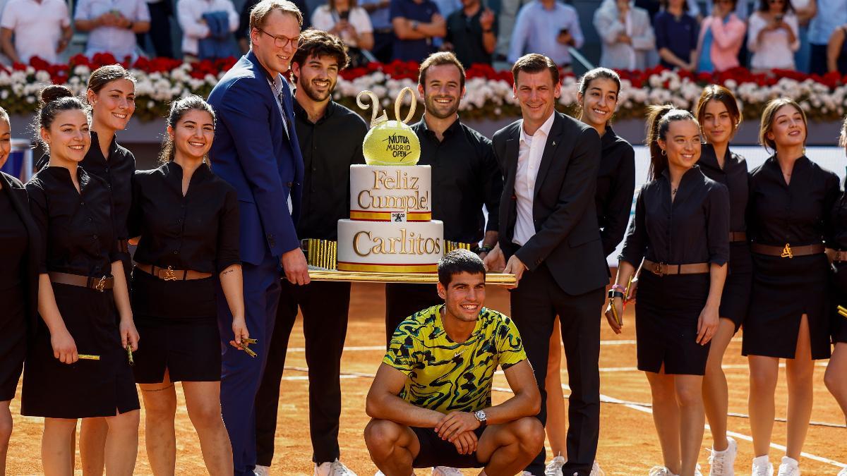 Carlos Alcaraz celebrando su cumpleaños en el Mutua Madrid Open
