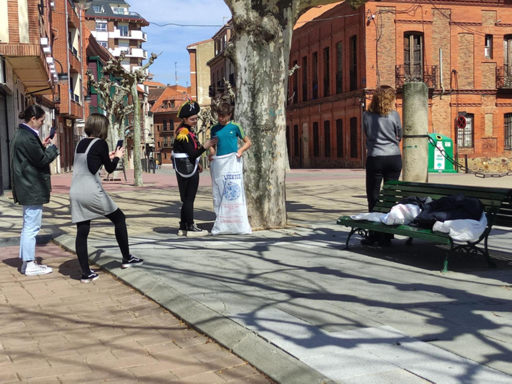 Alumnos del colegio San Vicente de Paúl y la Carrera de Benavente