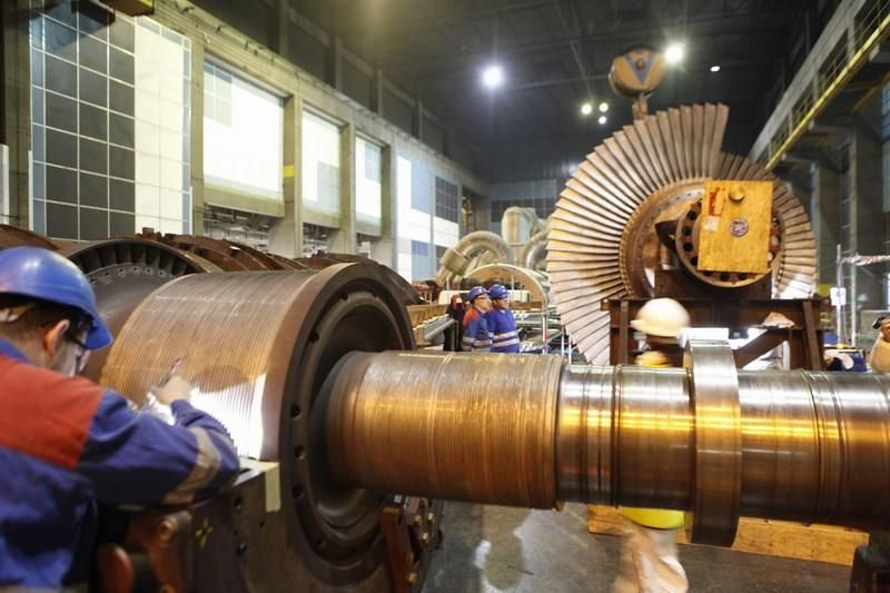 Obras de mantenimiento en la térmica de Aboño