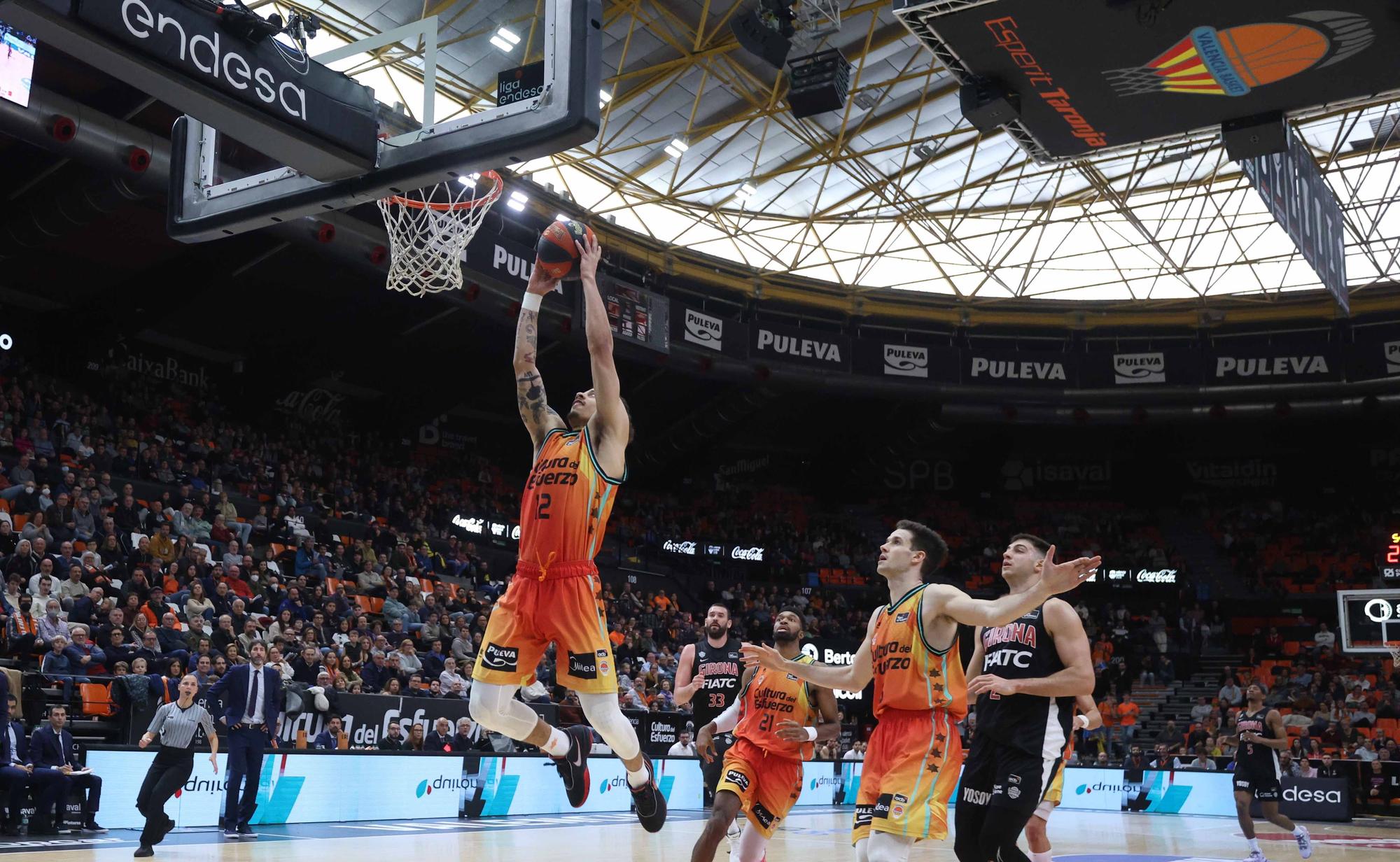 Las mejores imágenes del Valencia Basket - Girona Basketball