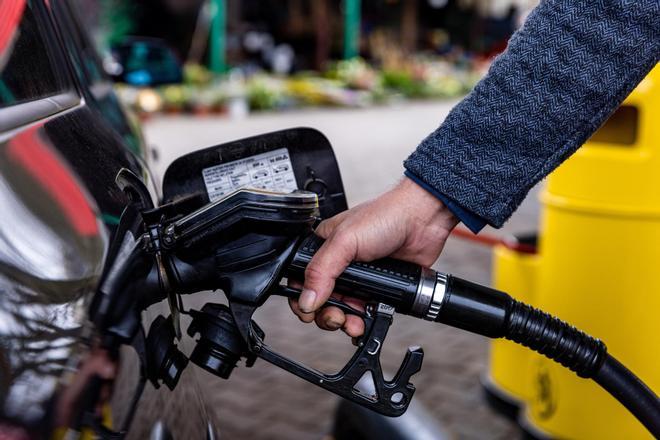 Los precios del diésel y la gasolina siguen al alza todo el verano y no han dejado de subir desde el fin de la rebaja del IVA