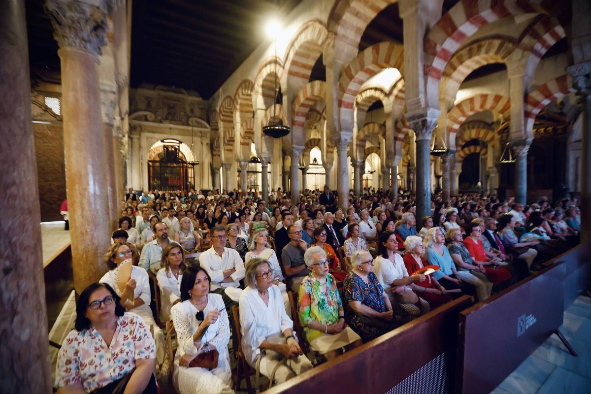 El Corpus vuelve a relucir en Córdoba en su jueves tradicional