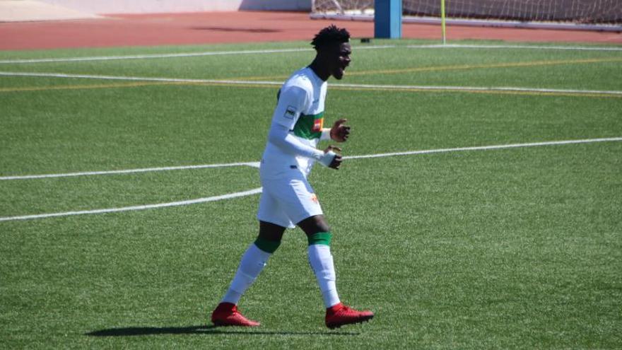 Sory Kaba celebra su gol ante el Formentera