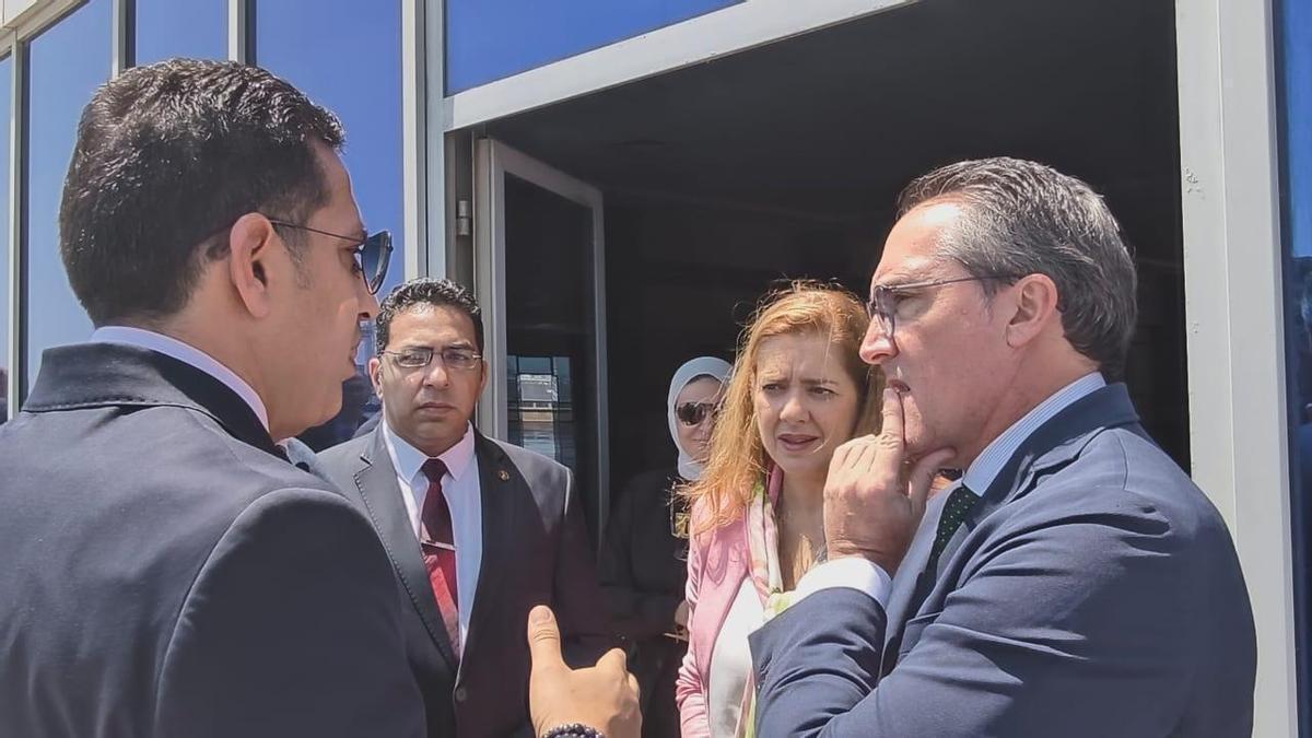 La delegación castellonense visita las instalaciones de la terminal de cruceros de Alejandría, en Egipto.