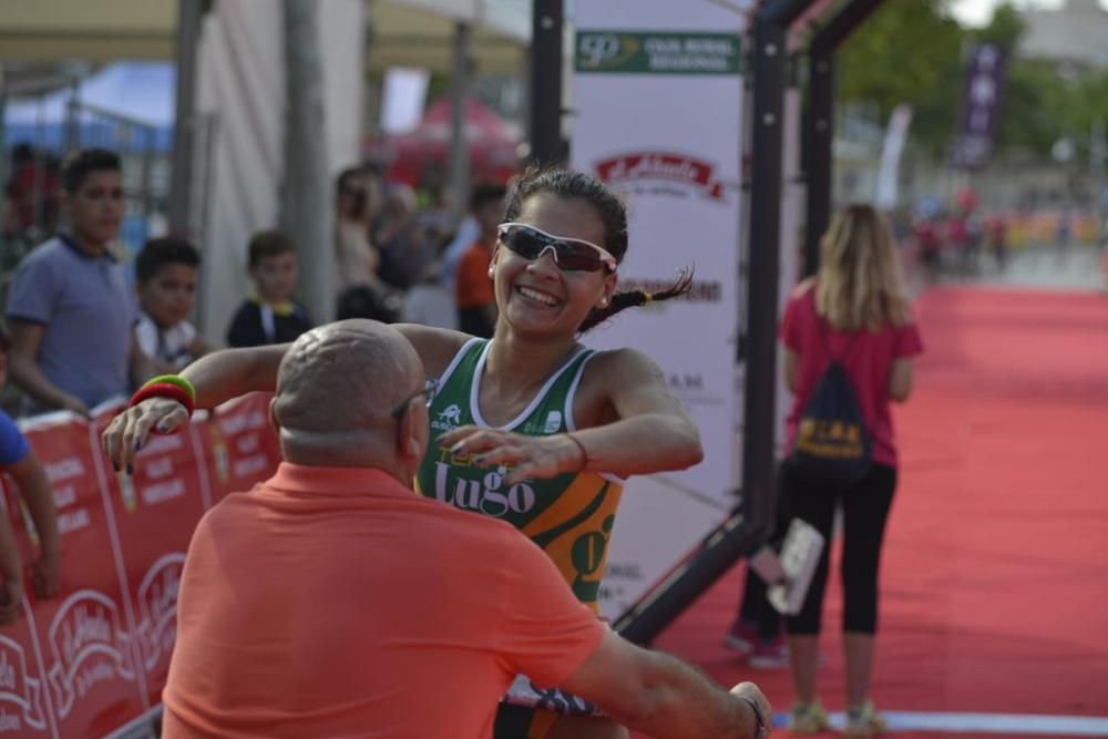 Llegada a la meta del Triatlón Villa de Fuente Álamo