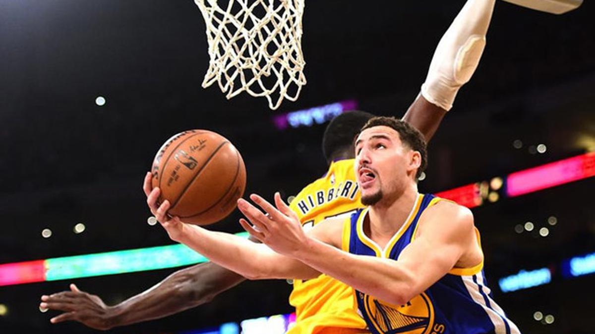 Klay Thompson aniquiló a los Lakers