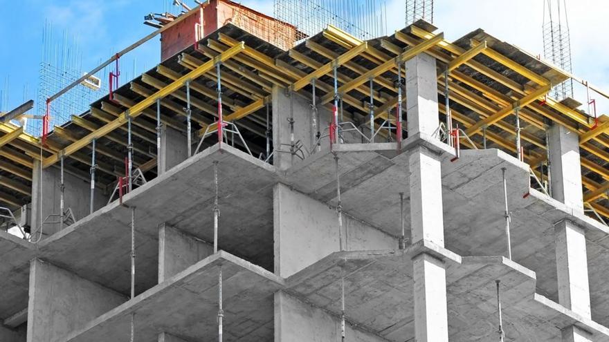 Construcción de viviendas de nueva planta, un sector de nuevo en auge en Galicia. | // OFICEMEN