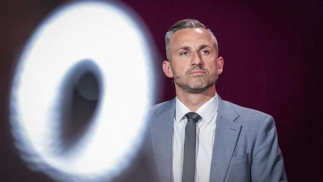 El candidat de l’AfD a les eleccions a l’estat de Saxònia-Anhalt, Ulrich Siegmund, en un debat el dia 12. | RONNY HARTMANN / AFP