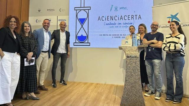 Presentación de Acienciacerta, ayer, en Porriño.