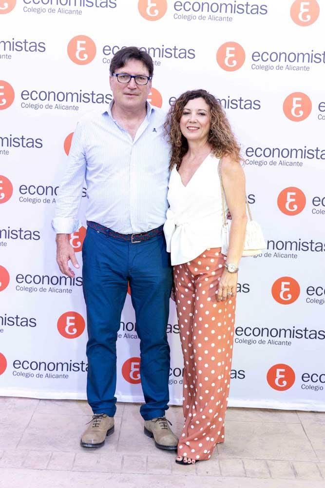 Los Economistas de Alicante celebran su cena anual en honor a su patrón