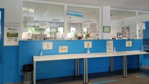 Ayuso planteja digitalitzar part de l’Atenció Primària per accelerar les cites mèdiques