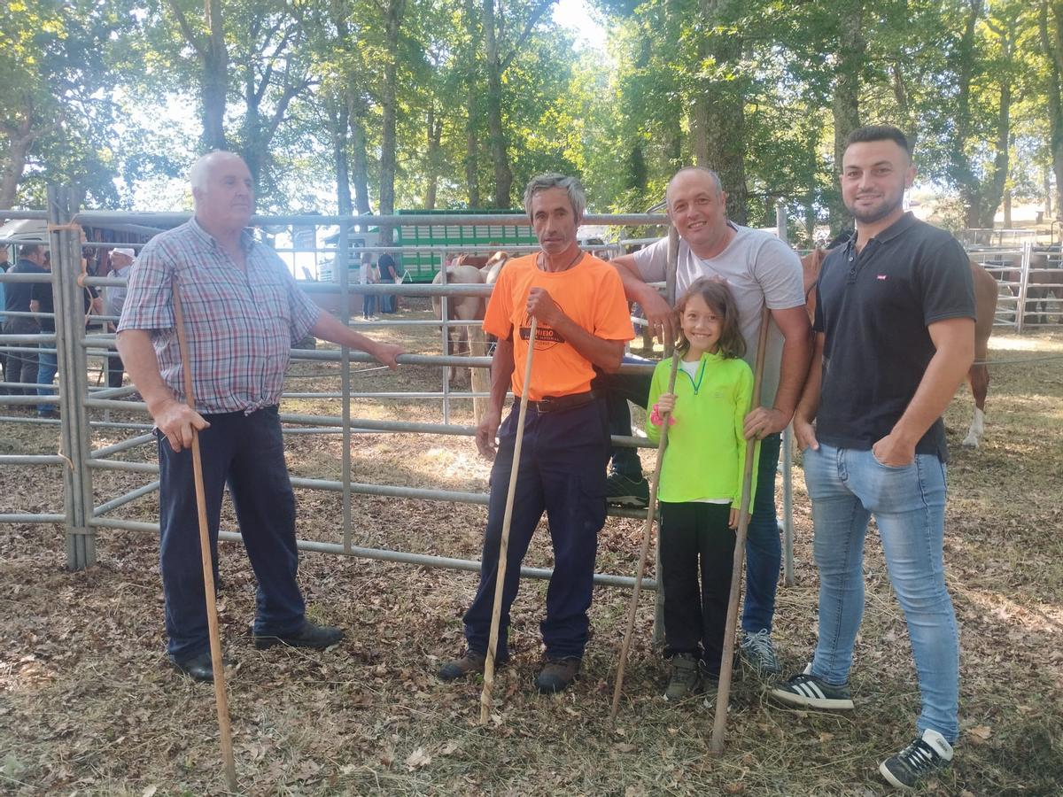 La feria sin vacas de San Pedro de Mallecina, en Salas, en imágenes