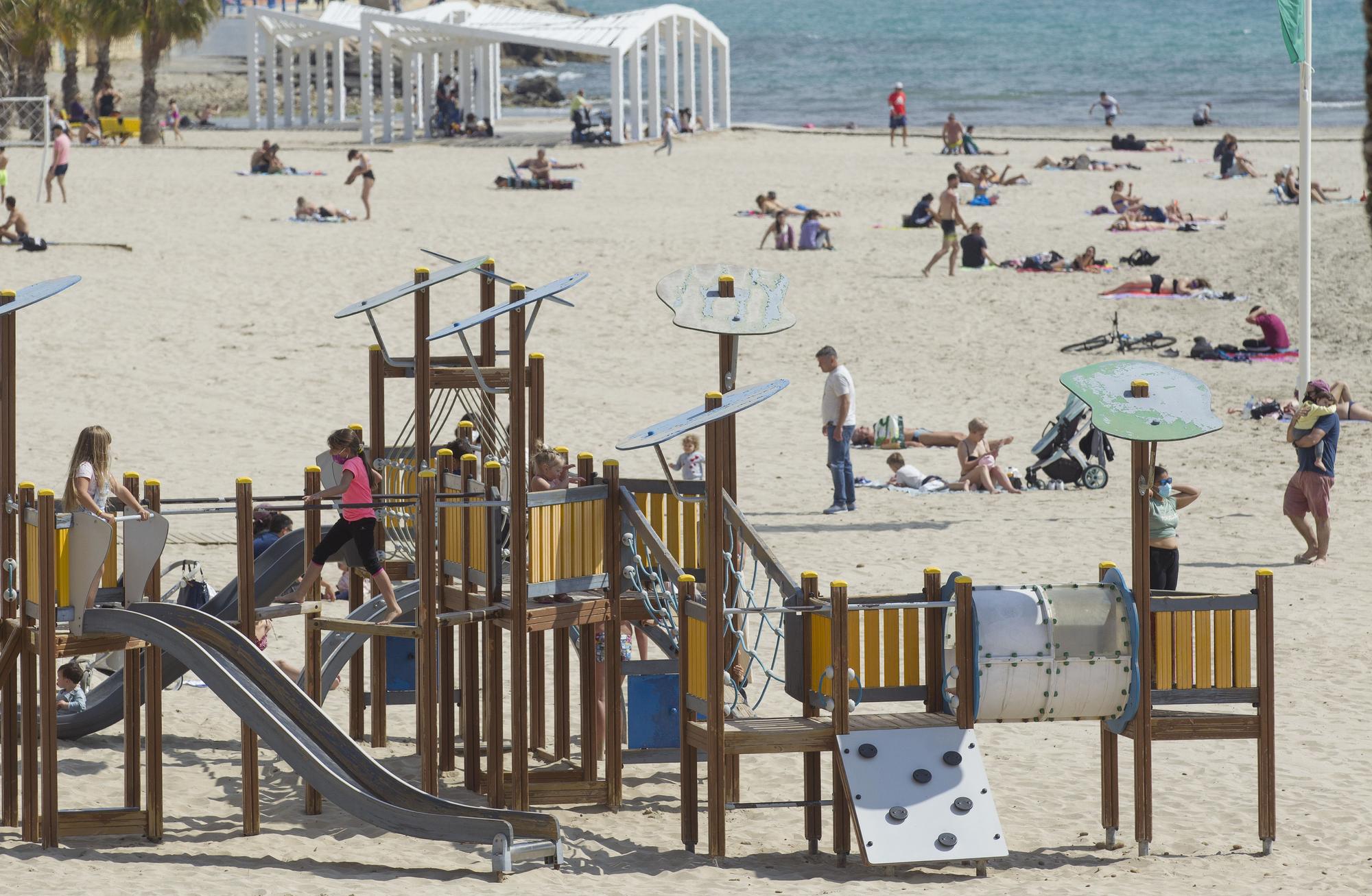 Así se ha celebrado el Domingo de Mona en Alicante