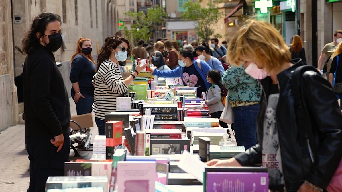 Un animado Sant Jordi