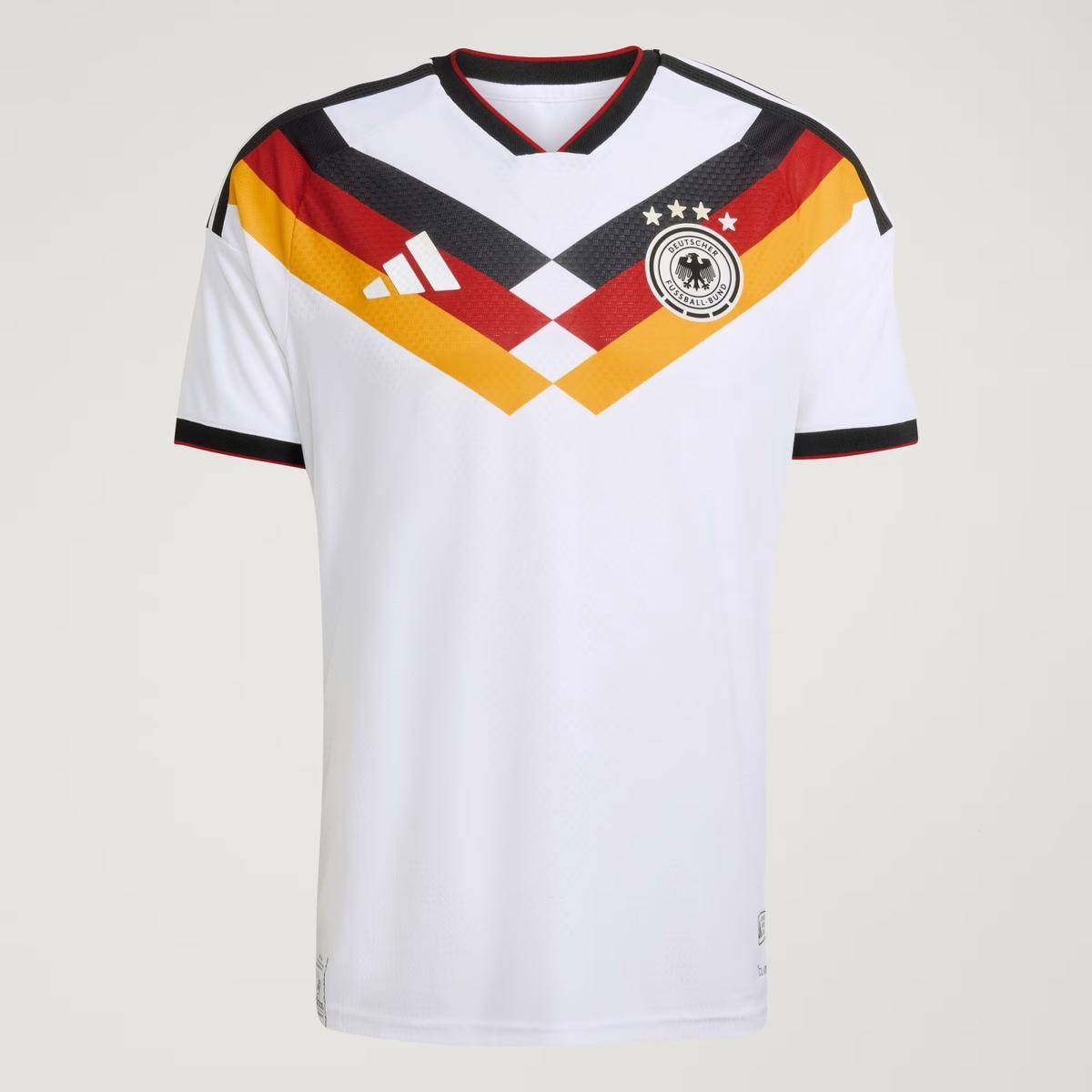 Esta es la última camiseta que Adiedas diseña para Alemania, que pasará a formar parte de Nike