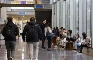 La Universidad de Vigo reduce los abandonos al 16,5% y tres de cada diez se registran en ingenierías