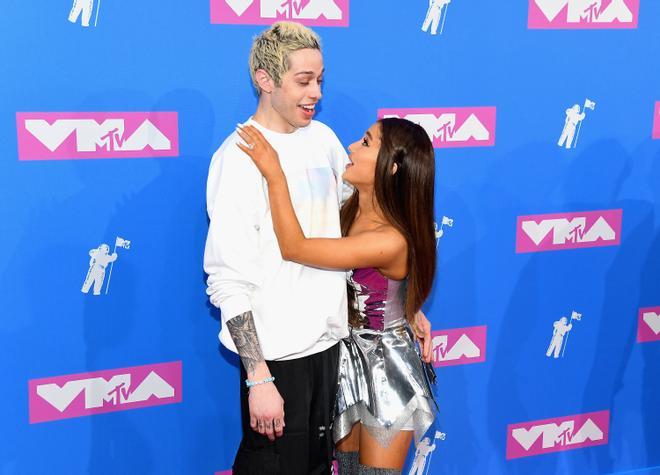 Pete Davidson y Ariana Grande