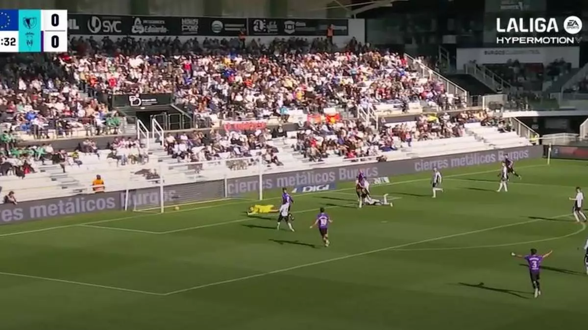 El 0-1 del Córdoba en el Burgos 3-2 Córdoba de la jornada 39 de LaLiga Hypermotion