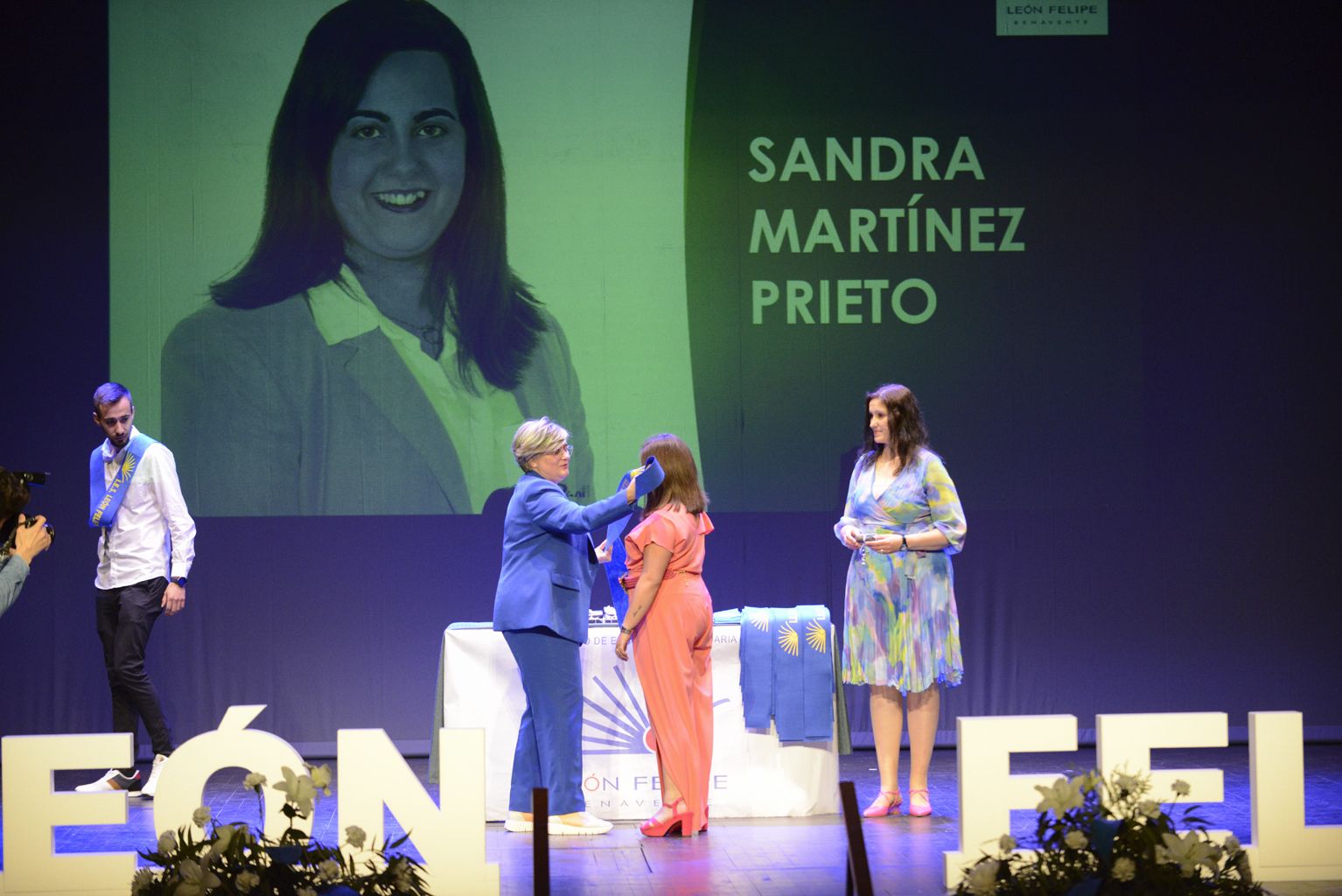 Graduación de bachilleres y alumnos de FP y Ciclos Formativos del IES León Felipe