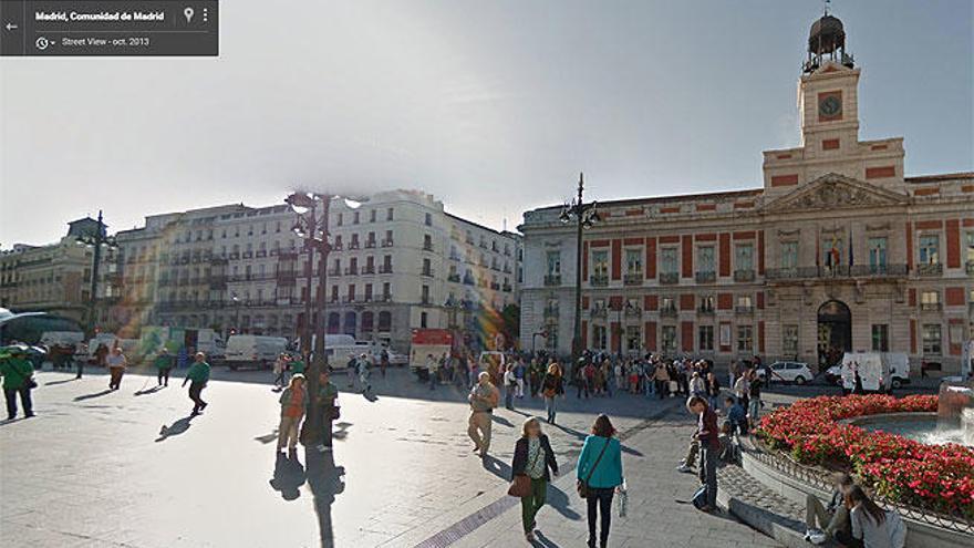 Una imagen de la Puerta del Sol en Google Street View.