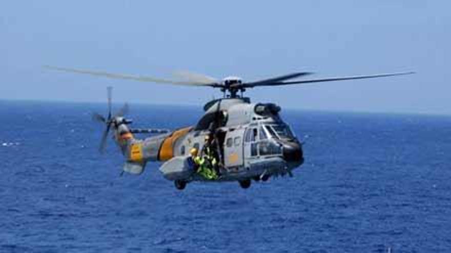 Un helicóptero &quot;Super Puma&quot; similar al accidentado.