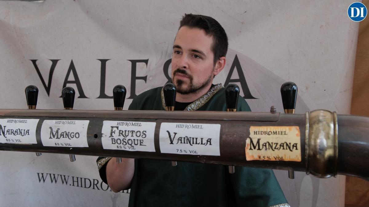 Raúl: "La hidromiel es una bebida dulce y refrescante, fermentada a base de agua, miel y levadura”