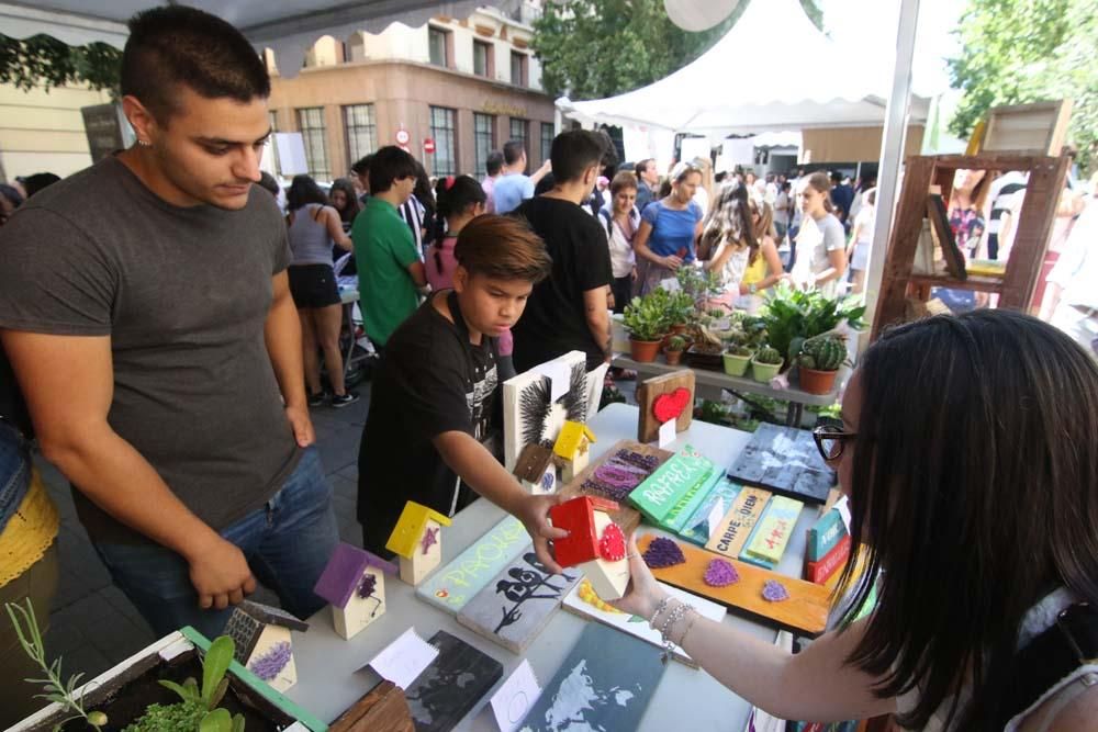 Los más jóvenes en la Feria del Emprendimiento