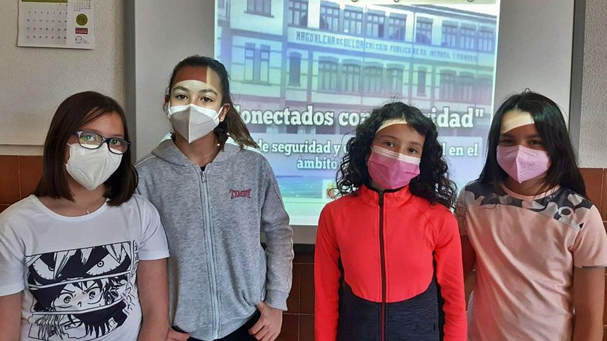 Alumnas del colegio Magdalena Ulloa que han creado y grabado el vídeo ganador del concurso. | Cedida