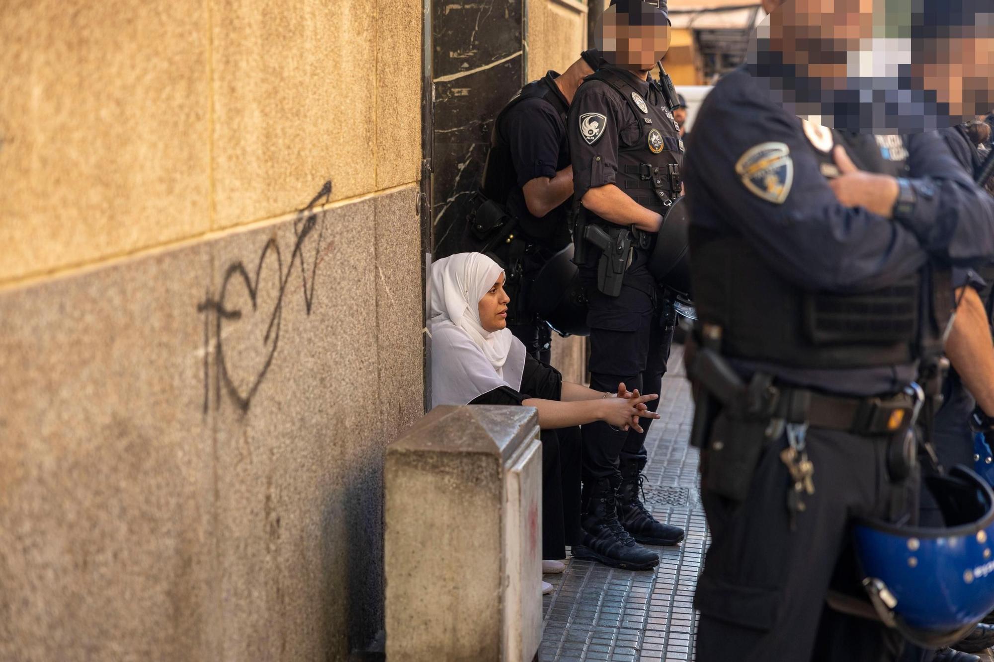 Desahucio de una mujer y sus tres hijos en Son Gotleu