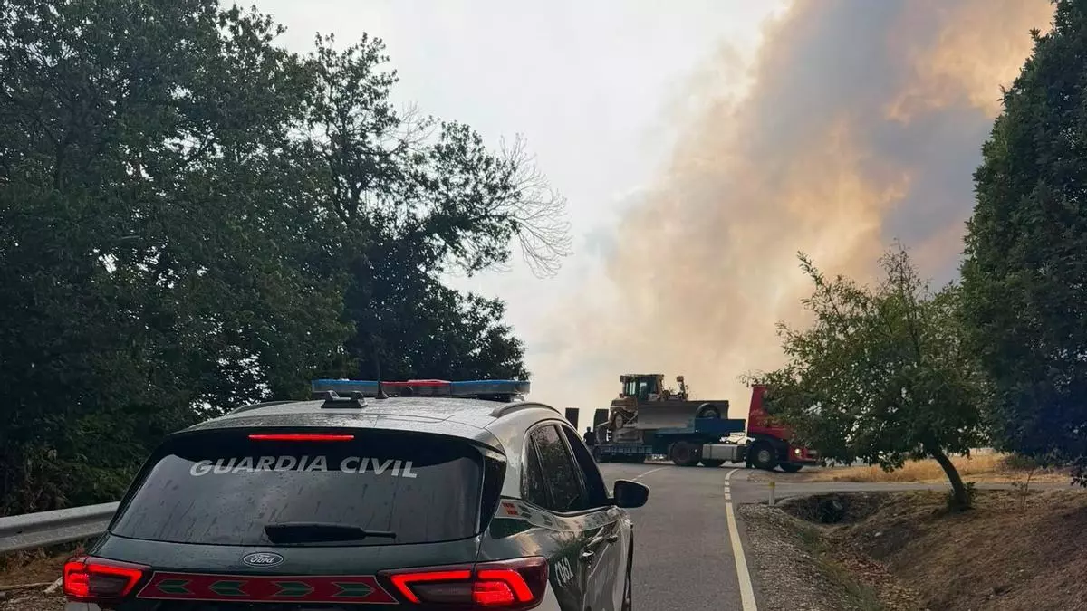 Se detectan cinco focos en el incendio de Hermisende