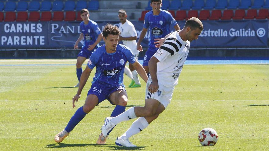 Fullana en el duelo frente a la Gimnástica Segoviana en O Couto. | Iñaki Osorio