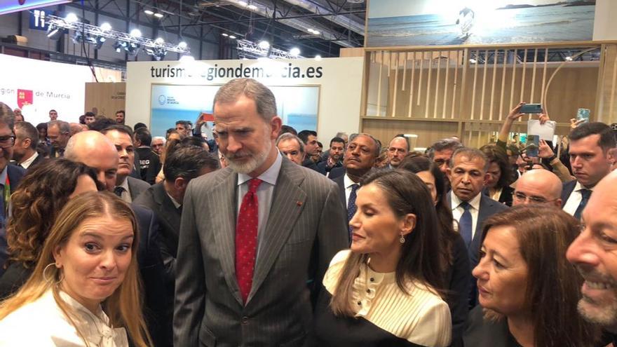 Así ha sido la visita de los Reyes al estand de Baleares en Fitur