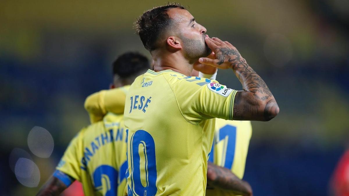 Jesé Rodríguez festeja su tanto ante el Málaga.