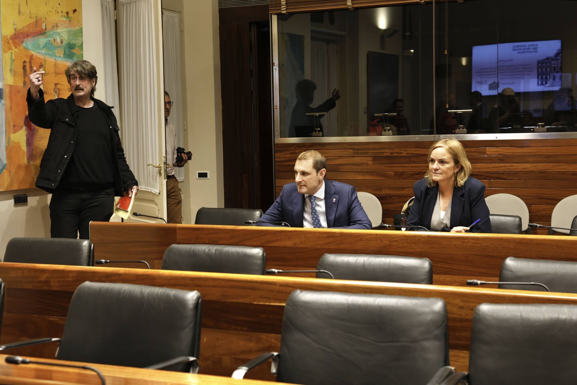 EN IMÁGENES: Así fue la votación para formar la comisión de investigación sobre el accidente minero de Cerredo en  la Junta.