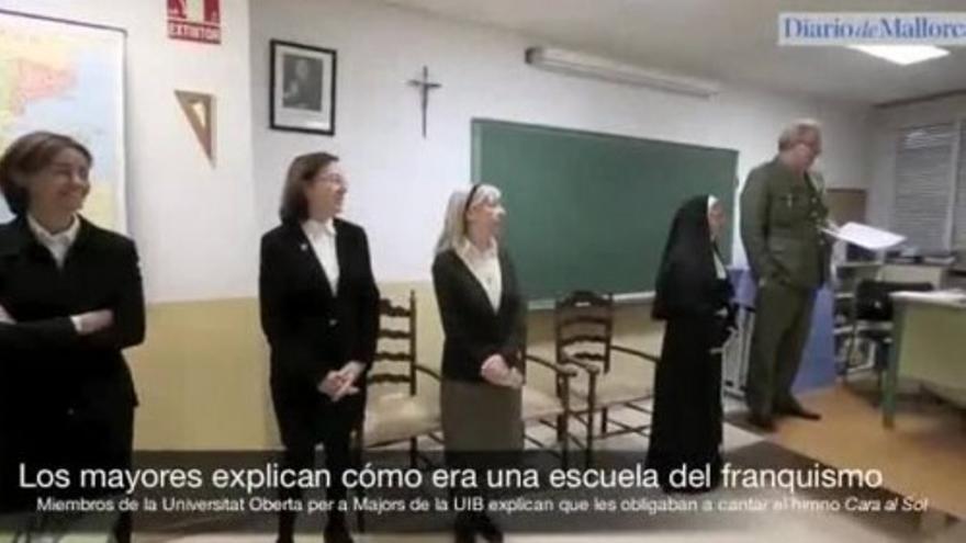 Los mayores explican cómo era una escuela del franquismo