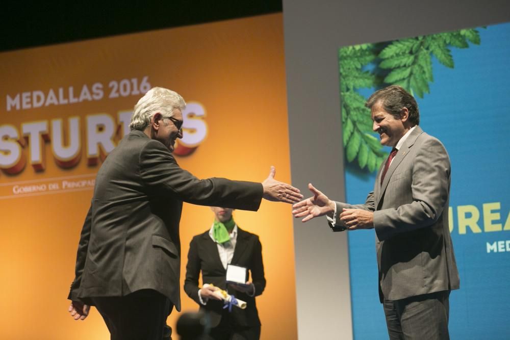 Entrega de las medallas de Asturias