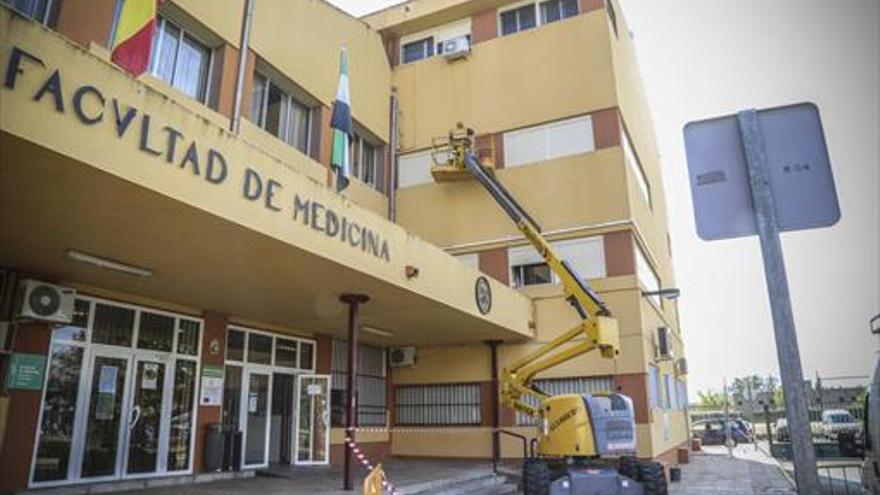 La Junta trabaja para licitar este año las obras de la Facultad de Medicina en Badajoz