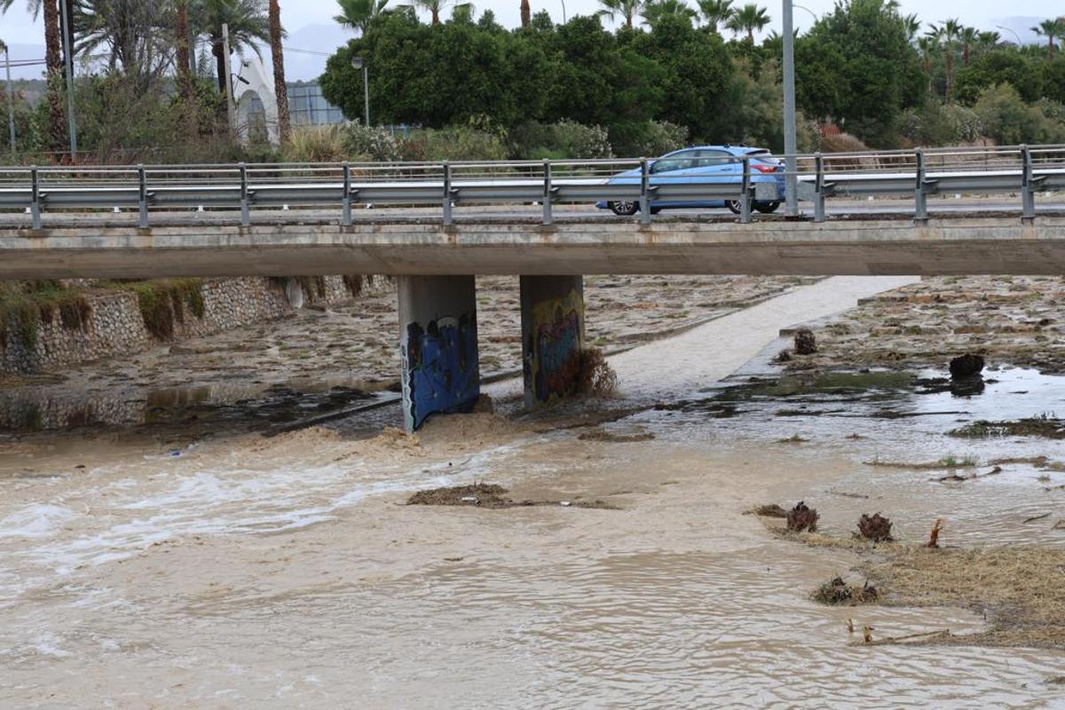 Efectos de la lluvia en la Albufereta y el barranco de Alicante