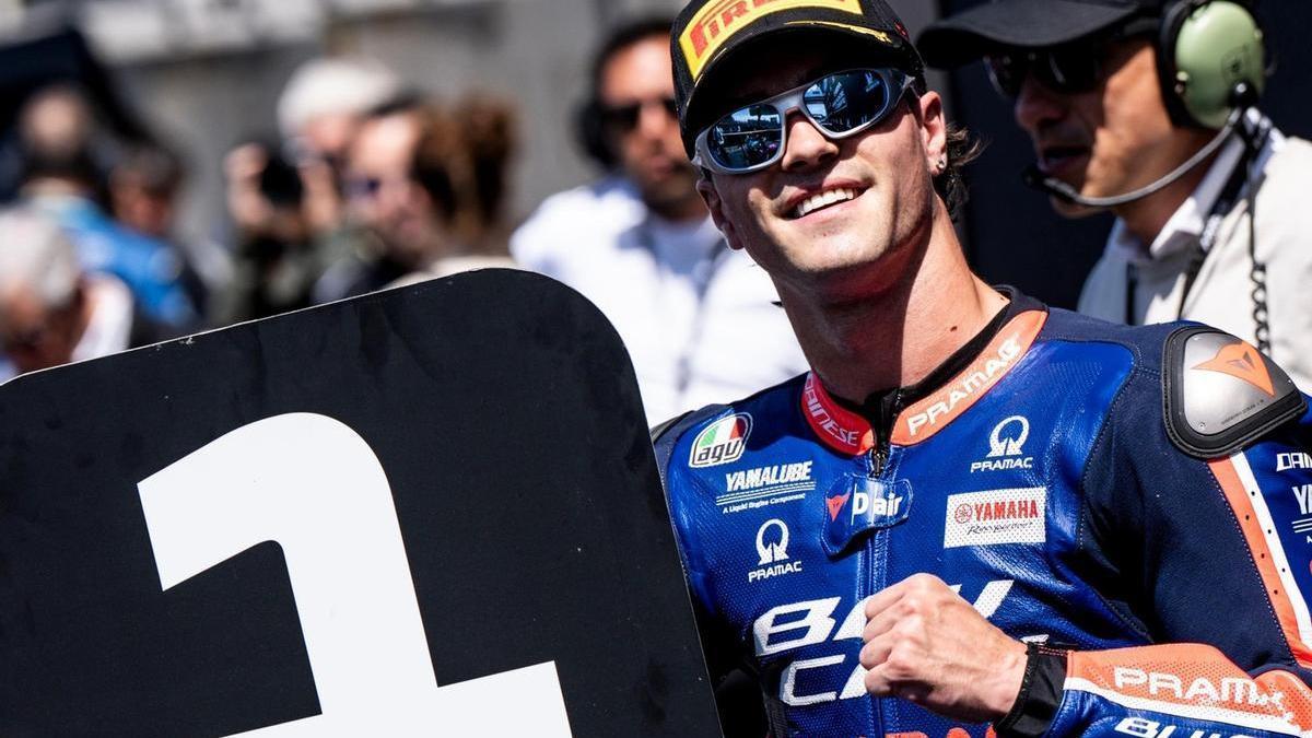 Izan Guevara, este sábado en Le Mans tras firmar su primera ‘pole’ en Moto2