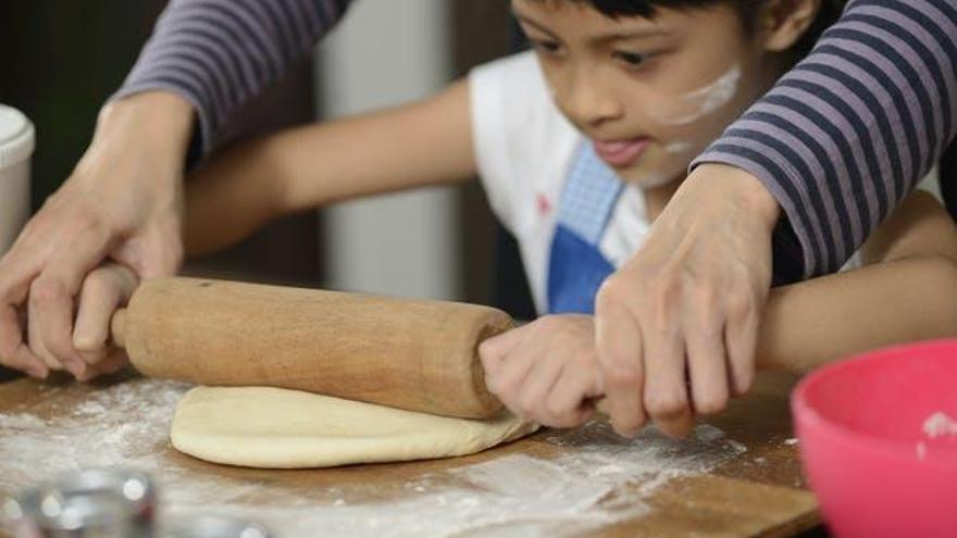 Lecciones de ciencia para que los niños aprendan mientras hacemos pan durante el confinamiento