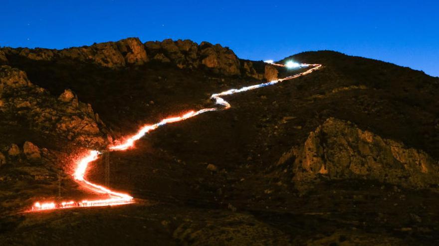 La bajada de antorchas del Monte Bolón del año pasado