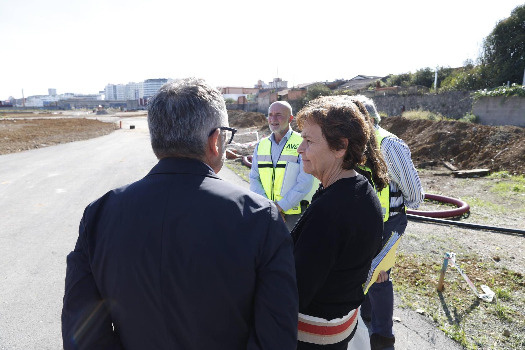 Así avanzan los trabajos en los terrenos de Naval Gijón (en imágenes)