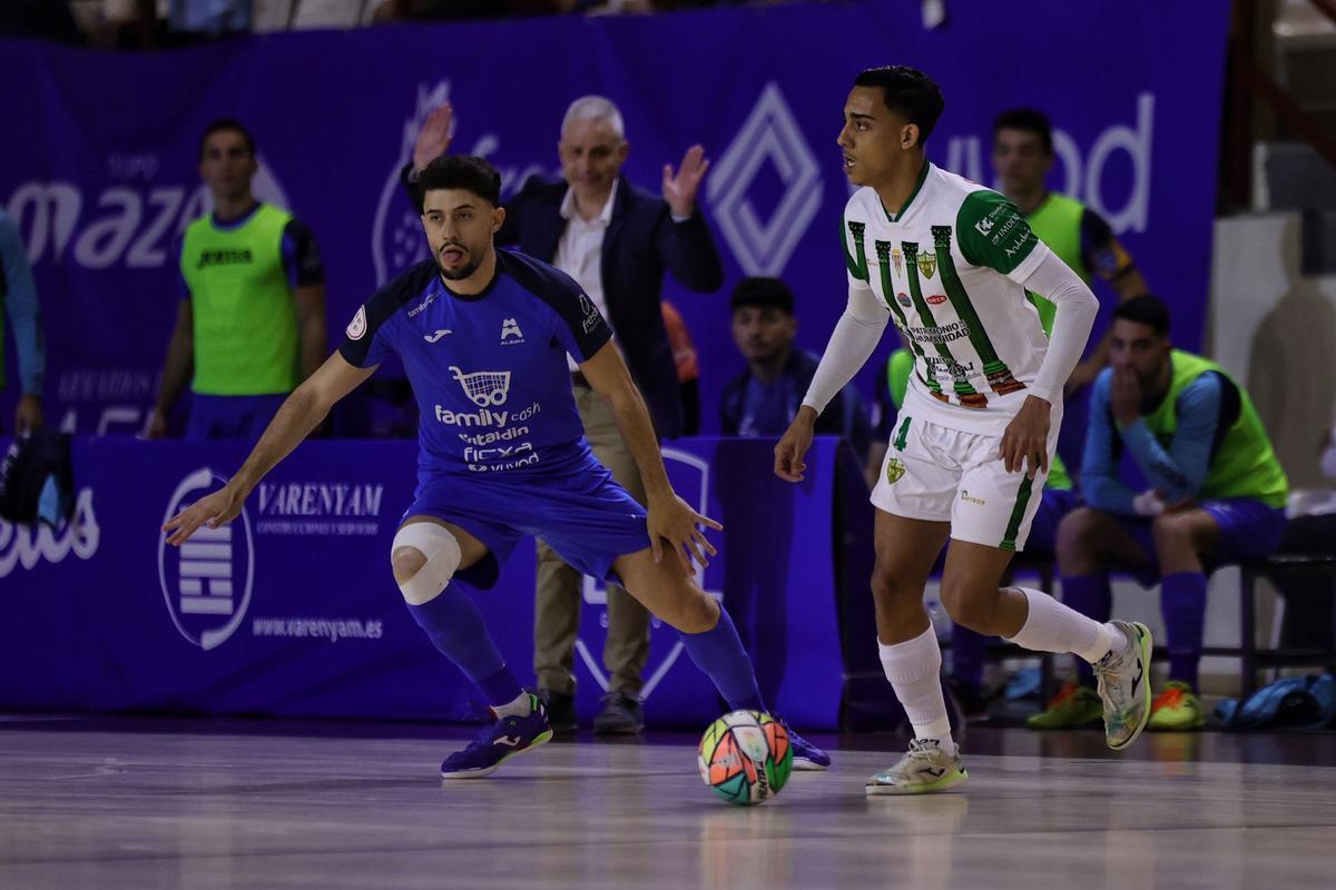 Pulinho, en el partido entre el Alzira y el Córdoba Futsal.